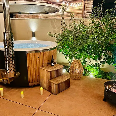 Hermes - Loft Avec Jacuzzi & Terrasse アパート ニヨン